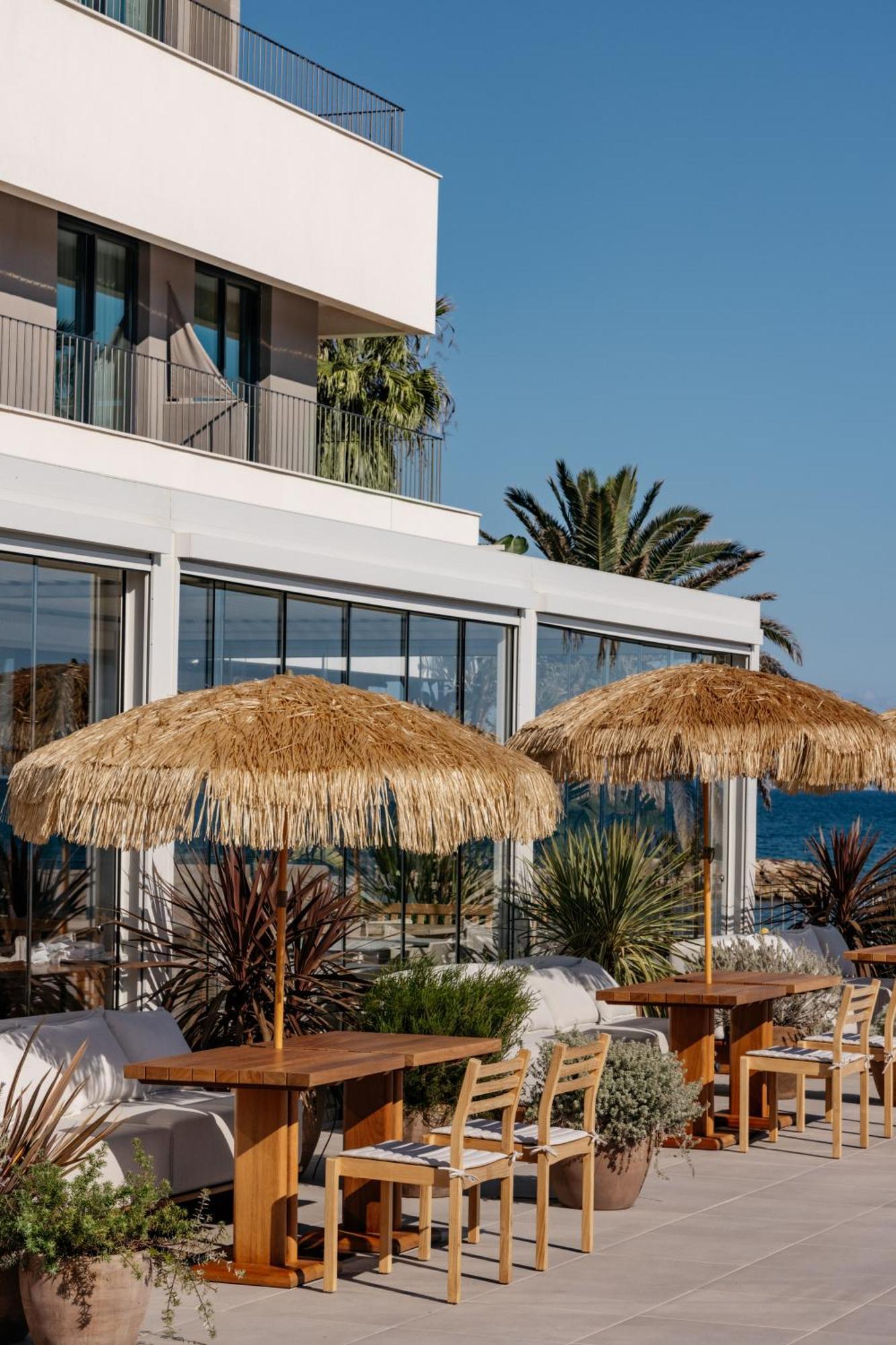 미 시체스 테르라마르 외부 사진 The beach at the hotel